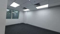 Clementi Loop (D5), Warehouse #593333721